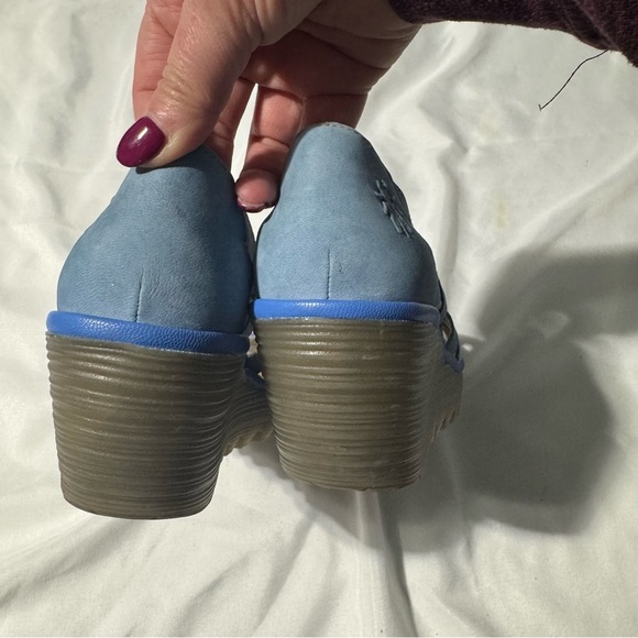 Fly London Wedge Sandals Powder Blue Size 35 (US 4.5-5) - Picture 4 of 9